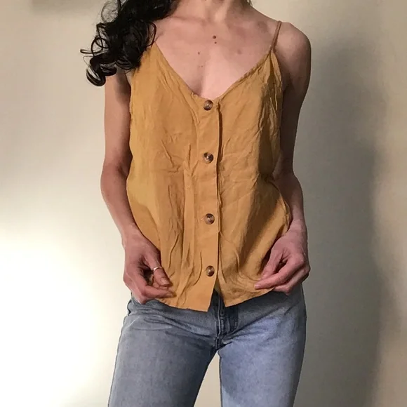 Gold Tank Top - Picture 6 of 8
